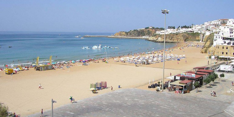 plage de pêche en réservoir ourolago