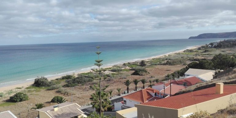 villa on the beach 0